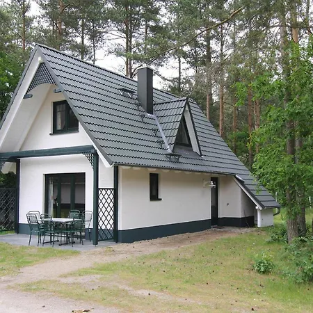 Holiday home Doppelhaushaelfte Im Naturresort
